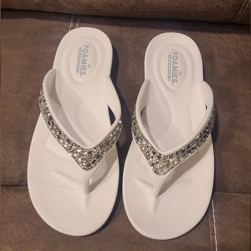 SKETCHERS Foamies Hlitzy Flip Flops Sz. 8